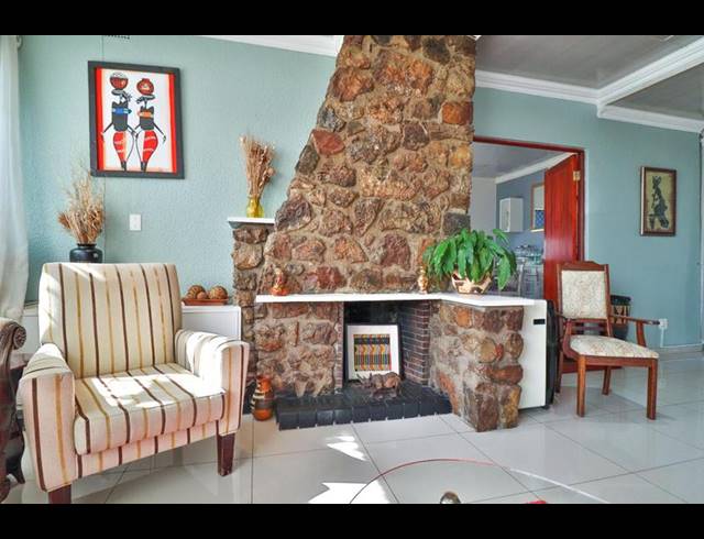BUSINESS FOR SALE IN MUCKLENEUK